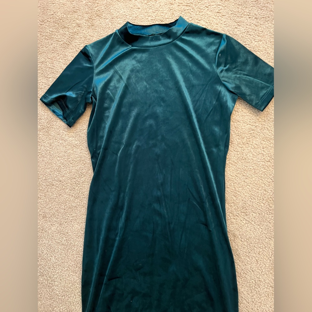 VELOUR MIDI DRESS - Picture 3 of 3